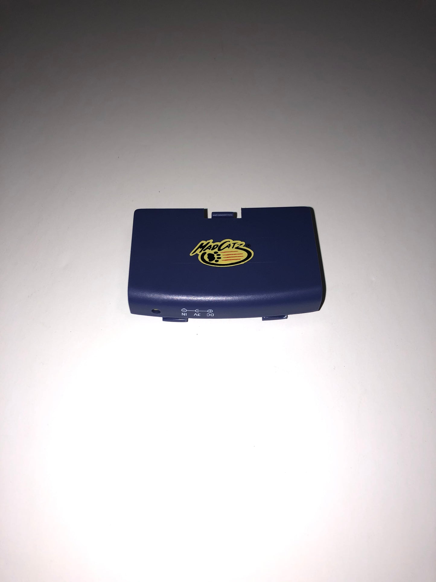 Madcatz Rechargeable Battery Pack for Nintendo Gameboy Advance - Indigo