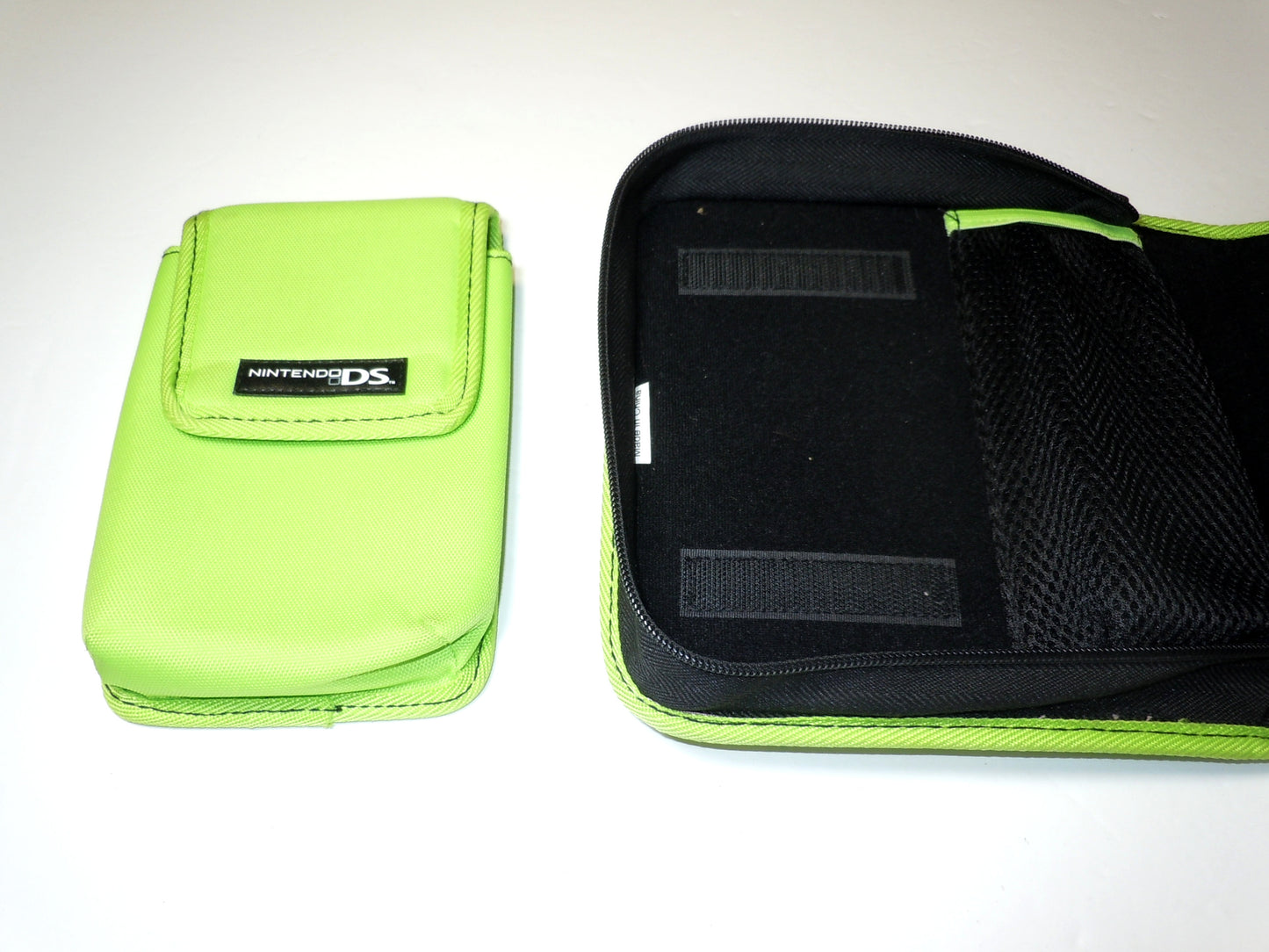Nintendo DS Folio Pull & Go Case - Lime Green