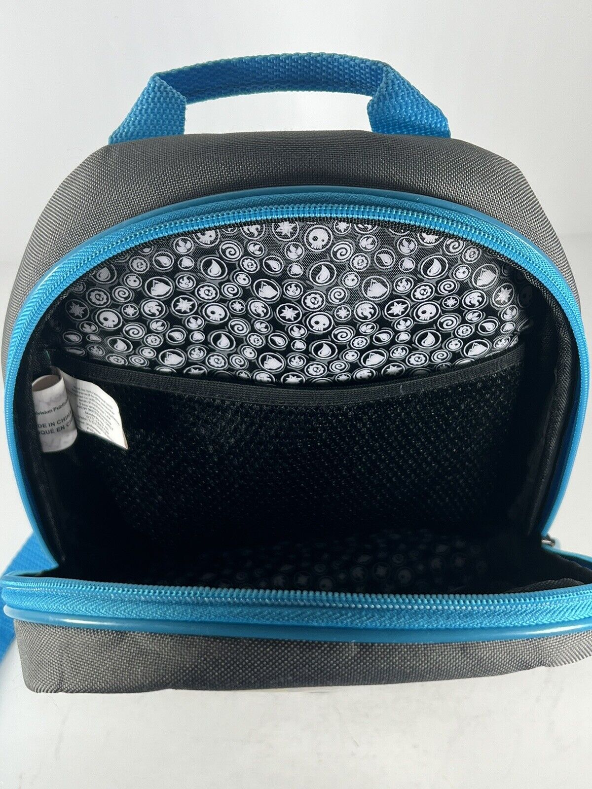 Skylanders Giants Aqua Blue/Gray Single Sling Mini BackPack