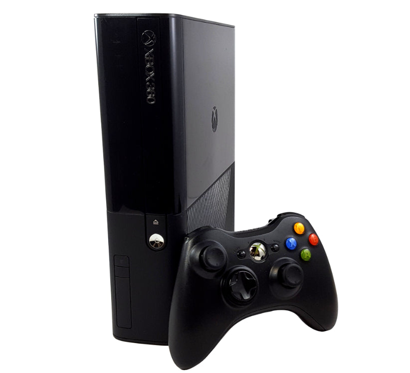 Xbox 360 E 500GB + Call Of Duty Ghosts + Gears of War 3